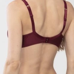 Kopen 😉 MEY Dames Amorous Rubin Rood Spacer-BH 74808 👍 -Goedkope badmode winkel 489x840