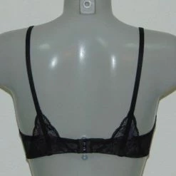 Gloednieuw 🎁 Triumph Magic Wire Light Zwart/Grijs - Voorgevormde Bh Maat: 75D 🤩 -Goedkope badmode winkel 550x412 4