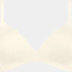 Coupon 😀 Triumph - Body Make-up Soft Touch P EX - Voorgevormde BH 👍 -Goedkope badmode winkel 550x474 4