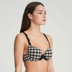 Beste recensies van ❤️ Marie Jo Ely Voorgevormde Beugel Bh 0102436 Zwart - Maat 75B ⌛ -Goedkope badmode winkel 550x506 2