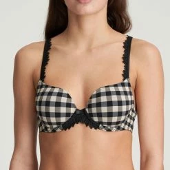 Beste recensies van ❤️ Marie Jo Ely Voorgevormde Beugel Bh 0102436 Zwart - Maat 75B ⌛ -Goedkope badmode winkel 550x591 10