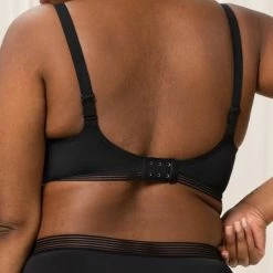 Goedkoop 🛒 Triumph Infinite Sensation W01 Dames Beha - Maat 90D ✔️ 7 Goedkoop 🛒 Triumph Infinite Sensation W01 Dames Beha - Maat 90D ✔️ -Goedkope badmode winkel 550x611 73