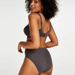 Groothandel π Hunkemöller Niet Voorgevormde Beugel Bh Diva - Maat F80 β 18 Groothandel π Hunkemöller Niet Voorgevormde Beugel Bh Diva - Maat F80 β -Goedkope badmode winkel 550x660 209