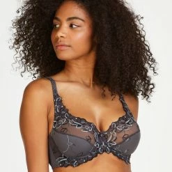 Groothandel π Hunkemöller Niet Voorgevormde Beugel Bh Diva - Maat F80 β 14 Groothandel π Hunkemöller Niet Voorgevormde Beugel Bh Diva - Maat F80 β -Goedkope badmode winkel 550x668 3