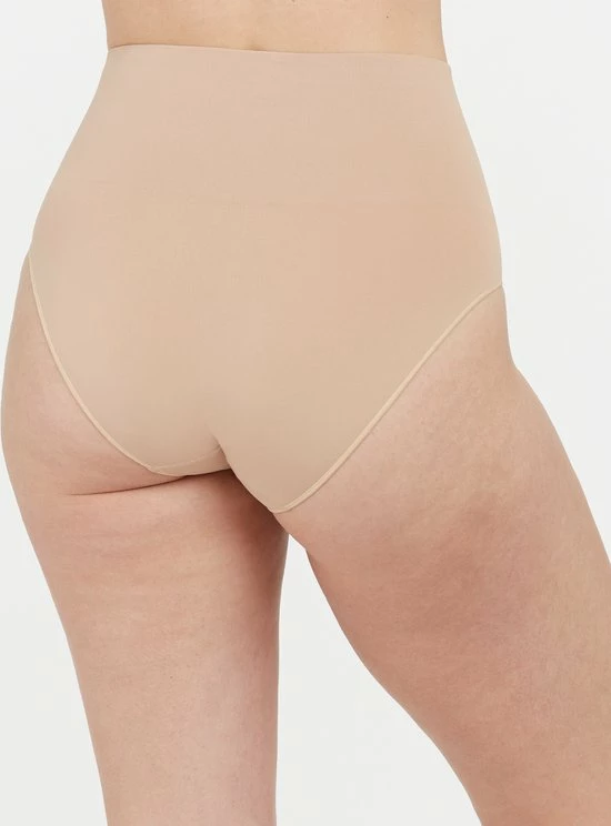Beste Pirce β€οΈ Spanx EcoCare Seamless Shaping - Brief - Kleur Beige - Maat S π 5 Beste Pirce β€οΈ Spanx EcoCare Seamless Shaping - Brief - Kleur Beige - Maat S π - Afbeelding 3