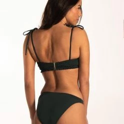 Hete verkoop 👏 Beachlife Rich Green V-detail 👙 Bikinibroekje Groen 😉 -Goedkope badmode winkel 550x760 4