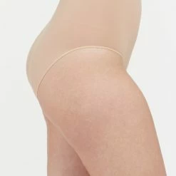 Beste Pirce β€οΈ Spanx EcoCare Seamless Shaping - Brief - Kleur Beige - Maat S π 11 Beste Pirce β€οΈ Spanx EcoCare Seamless Shaping - Brief - Kleur Beige - Maat S π -Goedkope badmode winkel 550x766