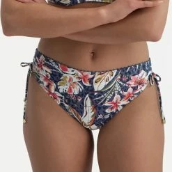 Beste Pirce ✨ Cyell Botanic Beauty High 👙 Bikini Slip Dames Zwart Dessin 😀 -Goedkope badmode winkel 550x767