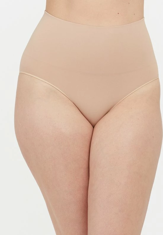 Beste Pirce β€οΈ Spanx EcoCare Seamless Shaping - Brief - Kleur Beige - Maat S π 4 Beste Pirce β€οΈ Spanx EcoCare Seamless Shaping - Brief - Kleur Beige - Maat S π - Afbeelding 2